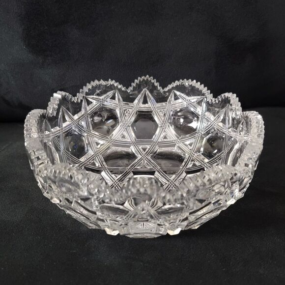 Rare Krys Tol Clear Diamond Geometric Medium Cut Crystal Scalloped Serving Bowl - Picture 9 of 11